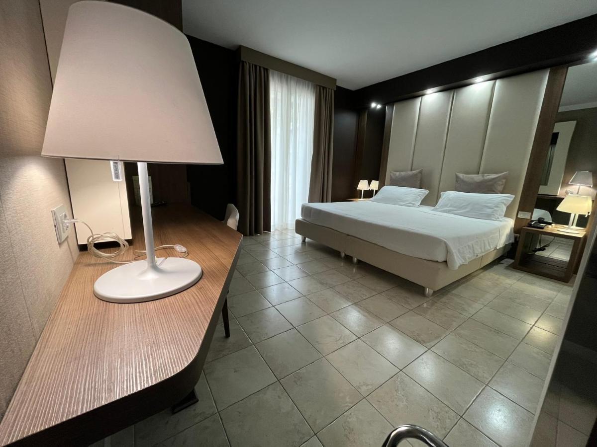 Hotel Lafayette Giovinazzo Luaran gambar