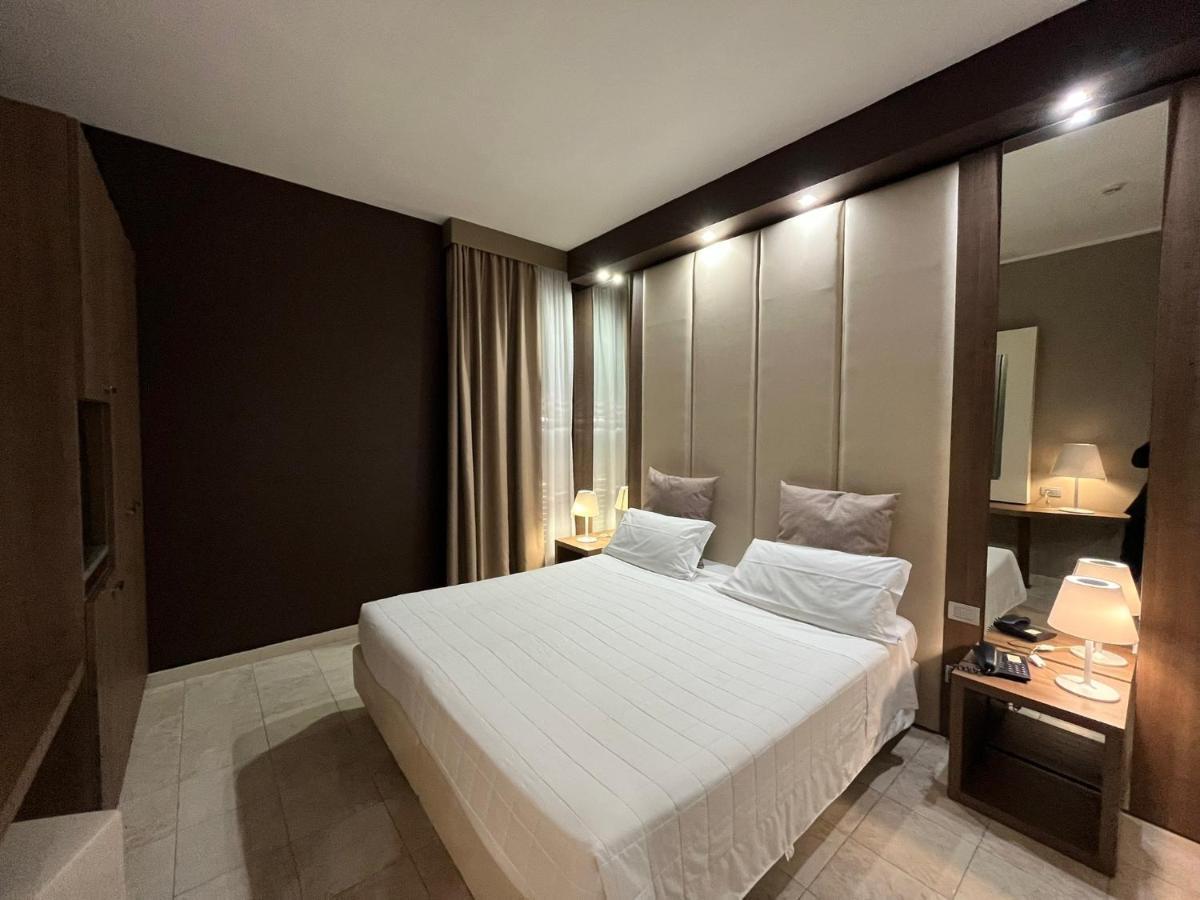 Hotel Lafayette Giovinazzo Luaran gambar