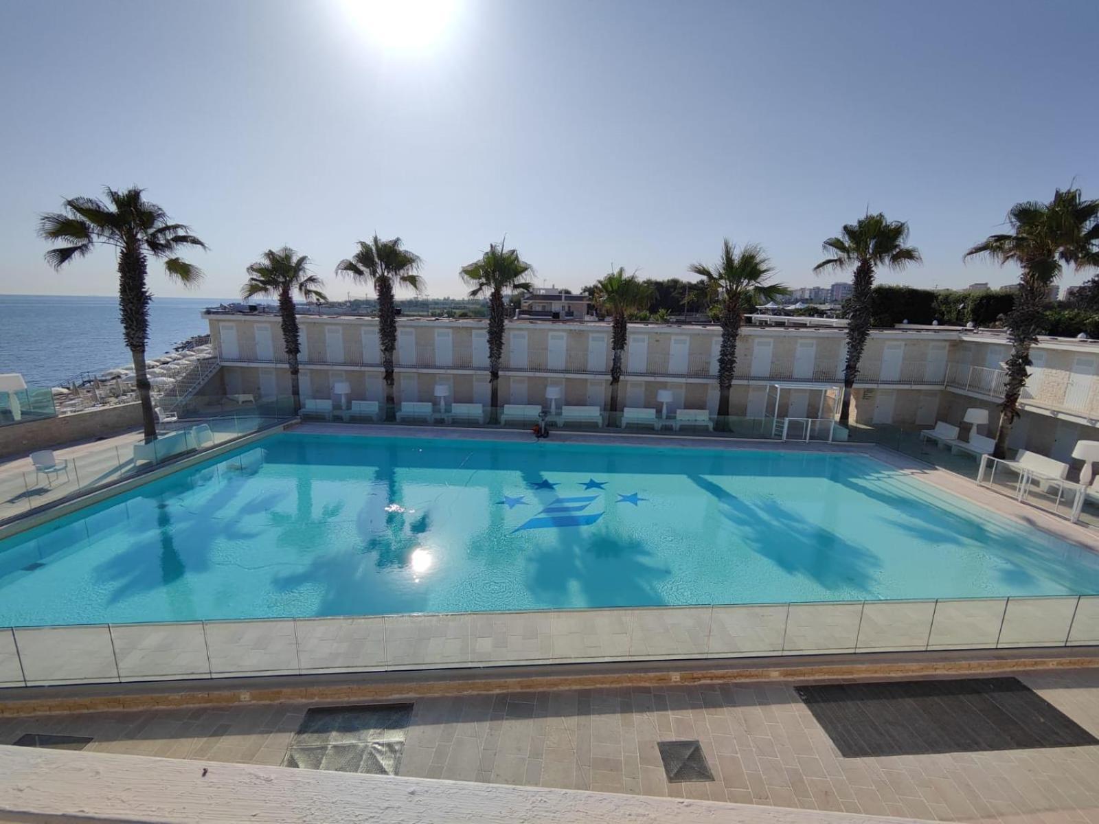 Hotel Lafayette Giovinazzo Luaran gambar