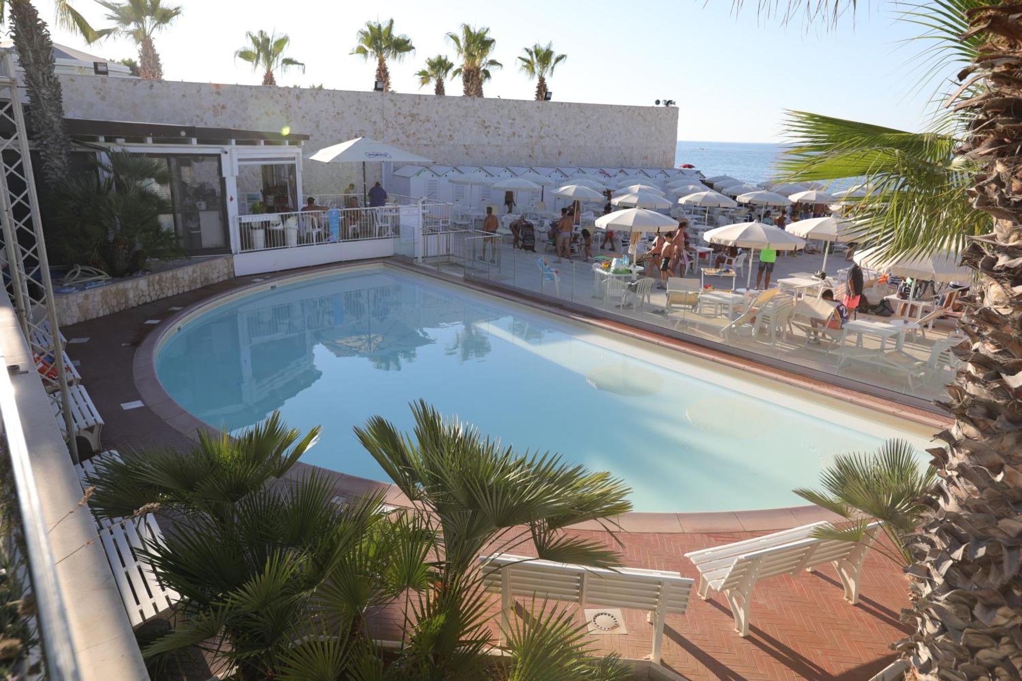 Hotel Lafayette Giovinazzo Luaran gambar